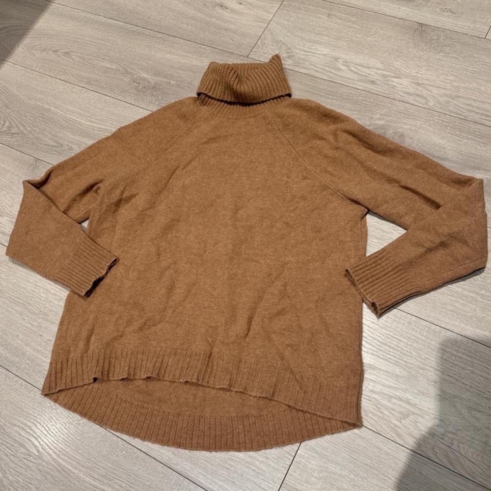 J Crew Alpaca Wool Camel Brown Turtleneck sweater